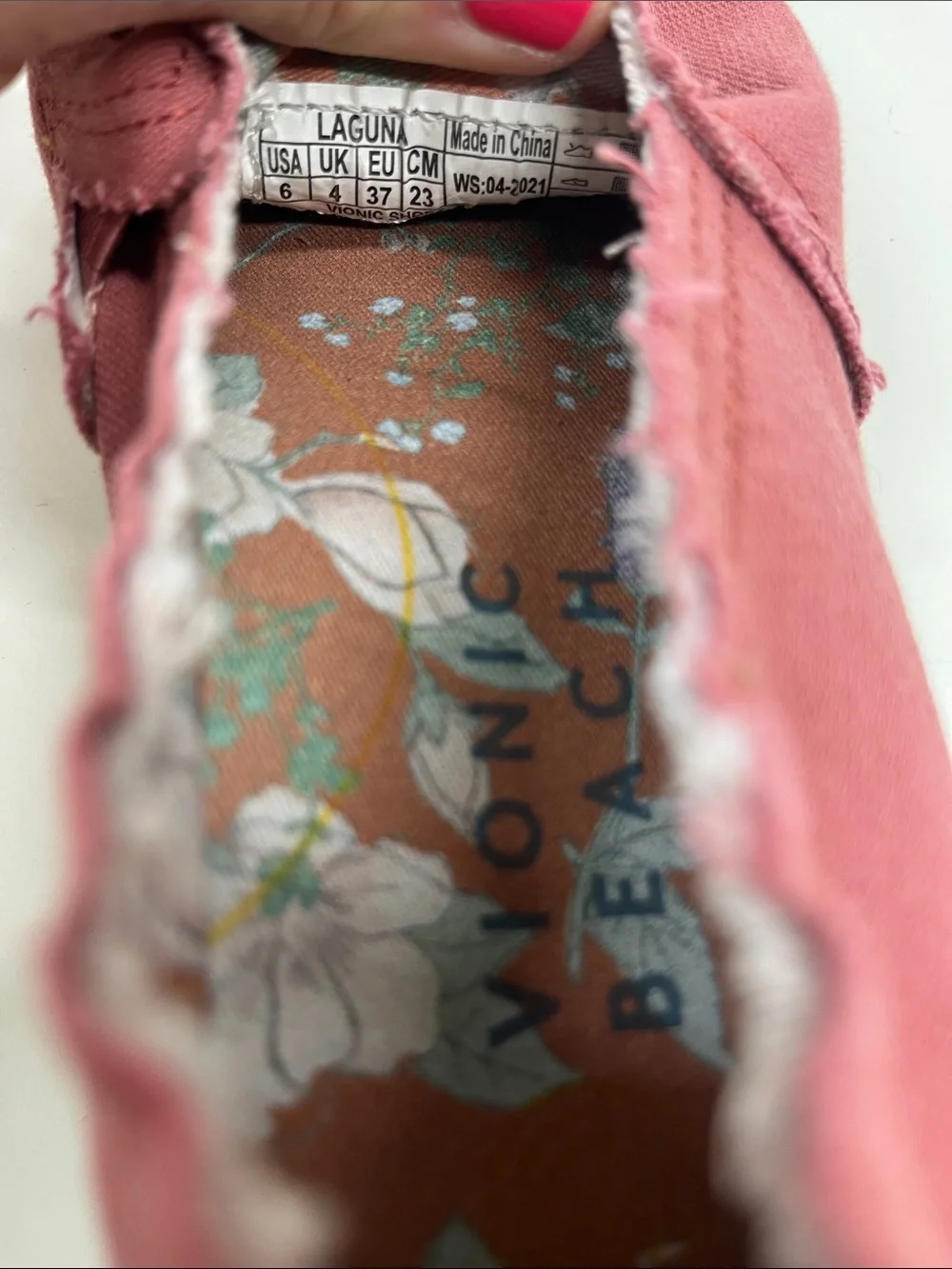 NWT Vionic Beach Laguna Espadrilles Size 6